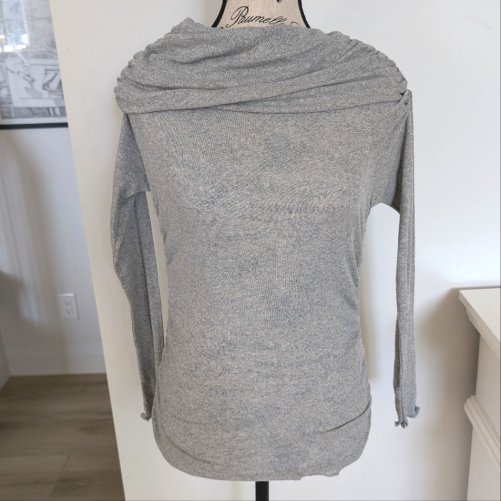 ZARA | Women's Heather Grey Off The Shoulder Long Sleeved Top NWOT